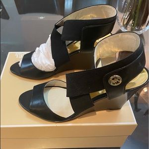 Meadow wedge black open shoe size 8M - never used